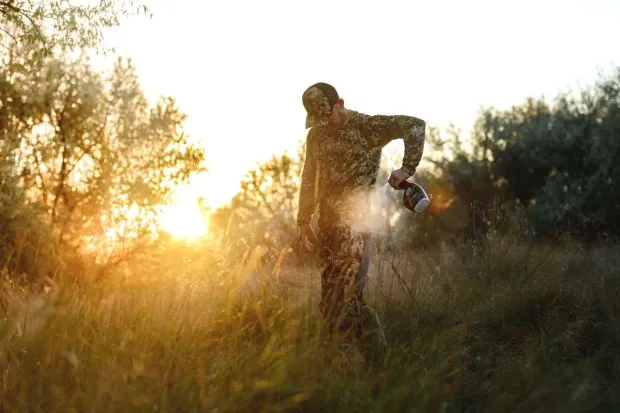 32 oz.Wind Black Premium Field Spray