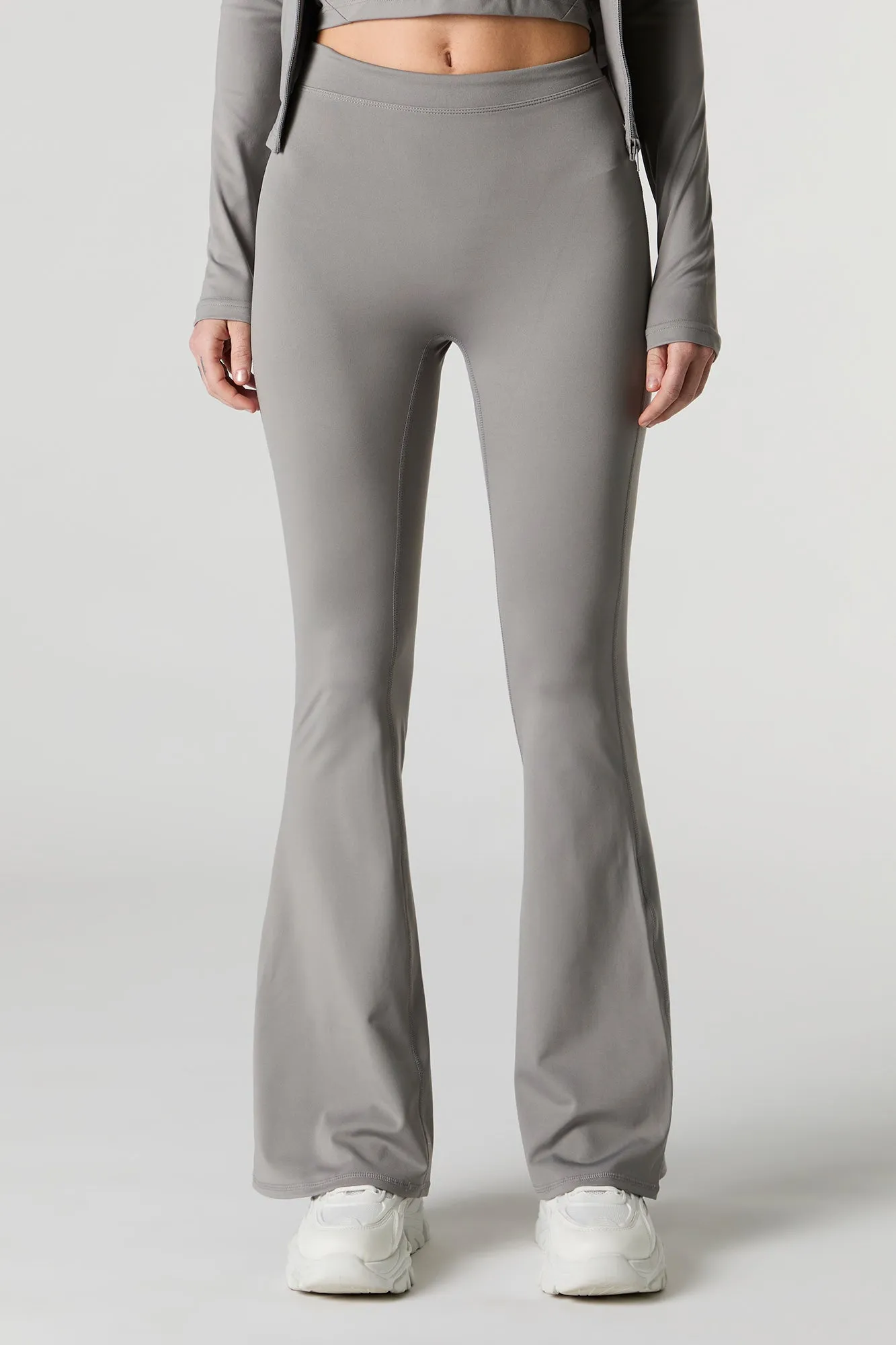 Active Flare Pant