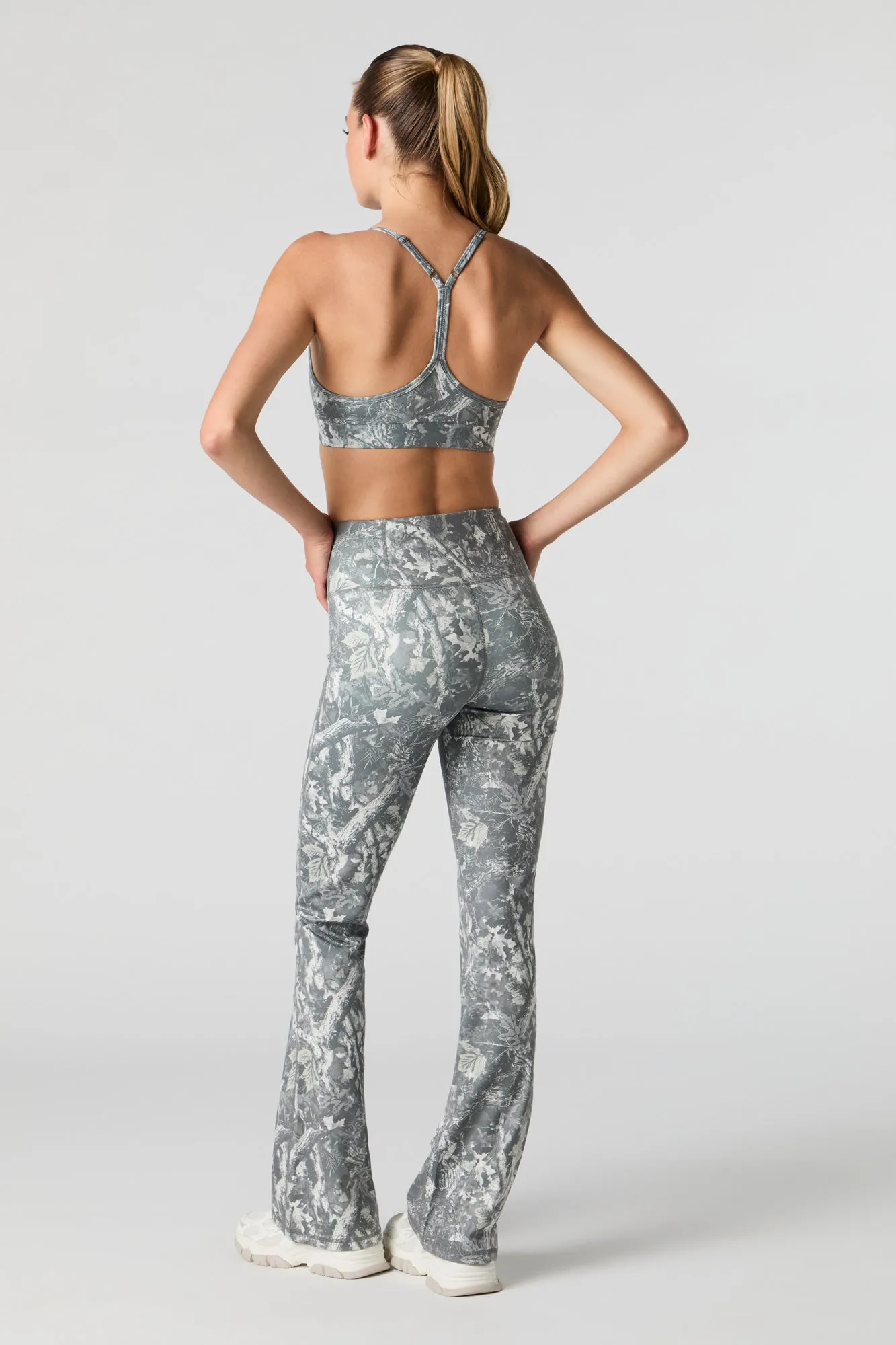 Active Flare Pant