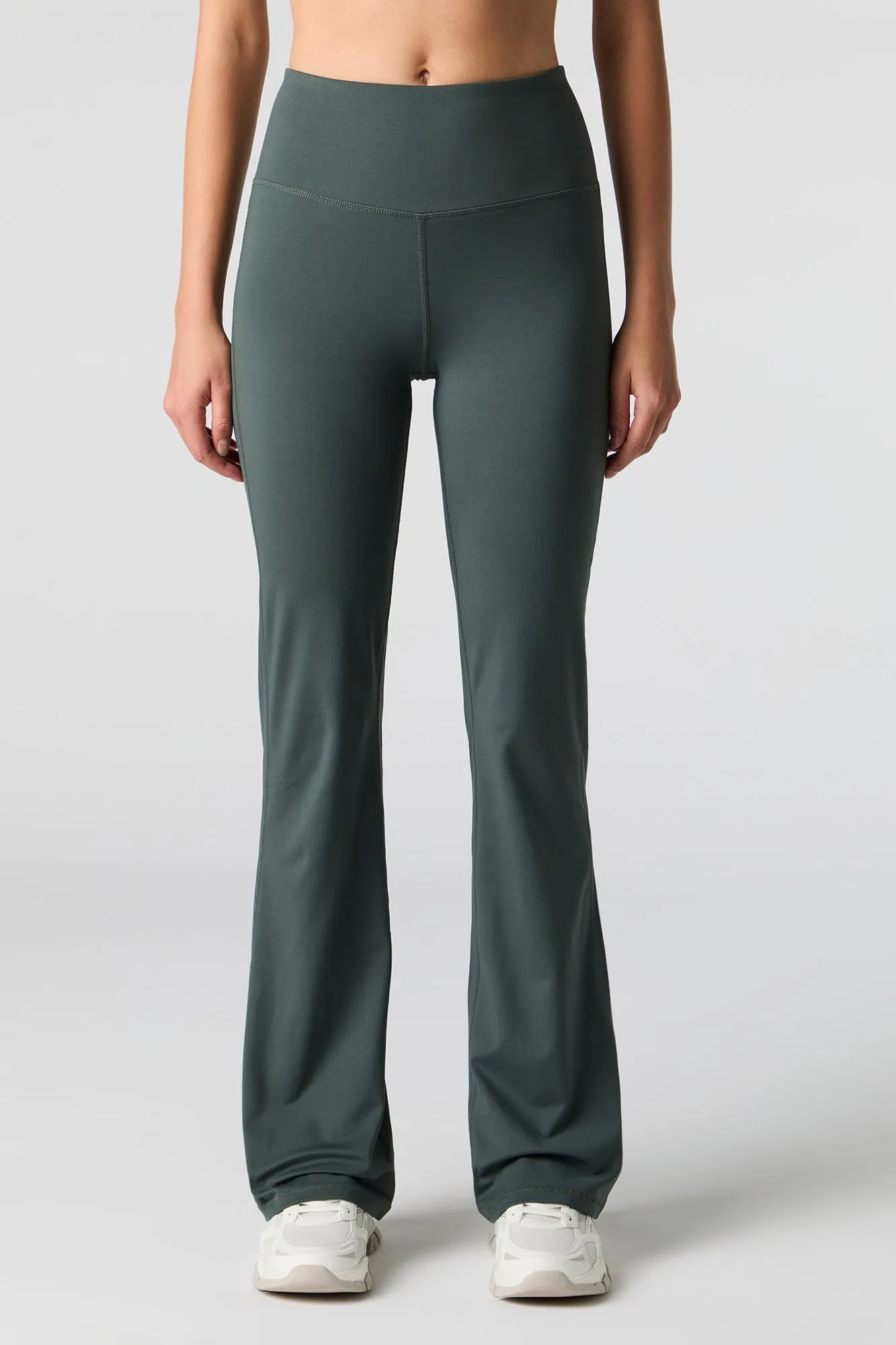Active Flare Pant