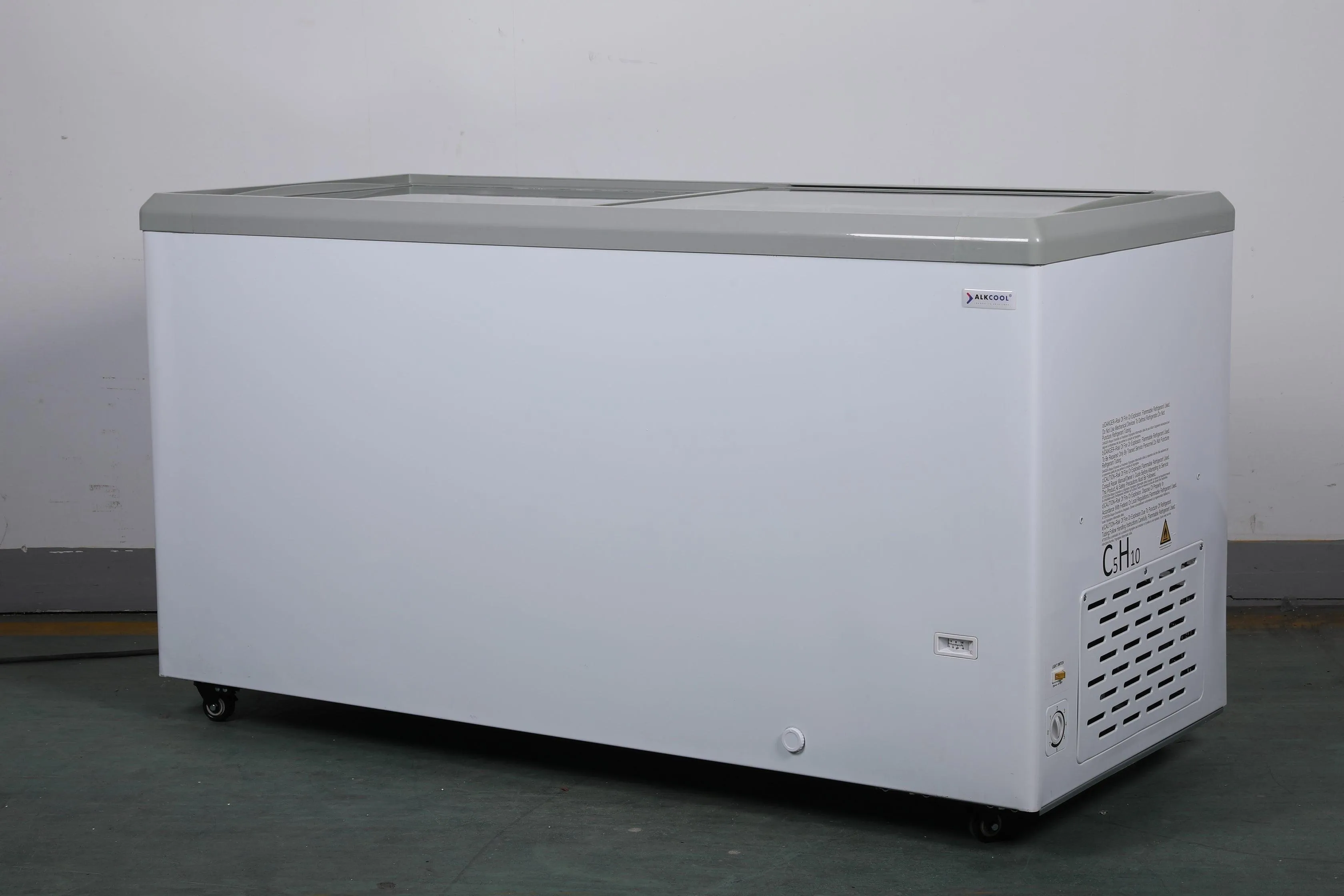 FDF20CF 61'' Width Horizontal Display Island Freezer - Nafcool™ Commercial Freezer Icecream, frozen food, Ice bag and Gelato
