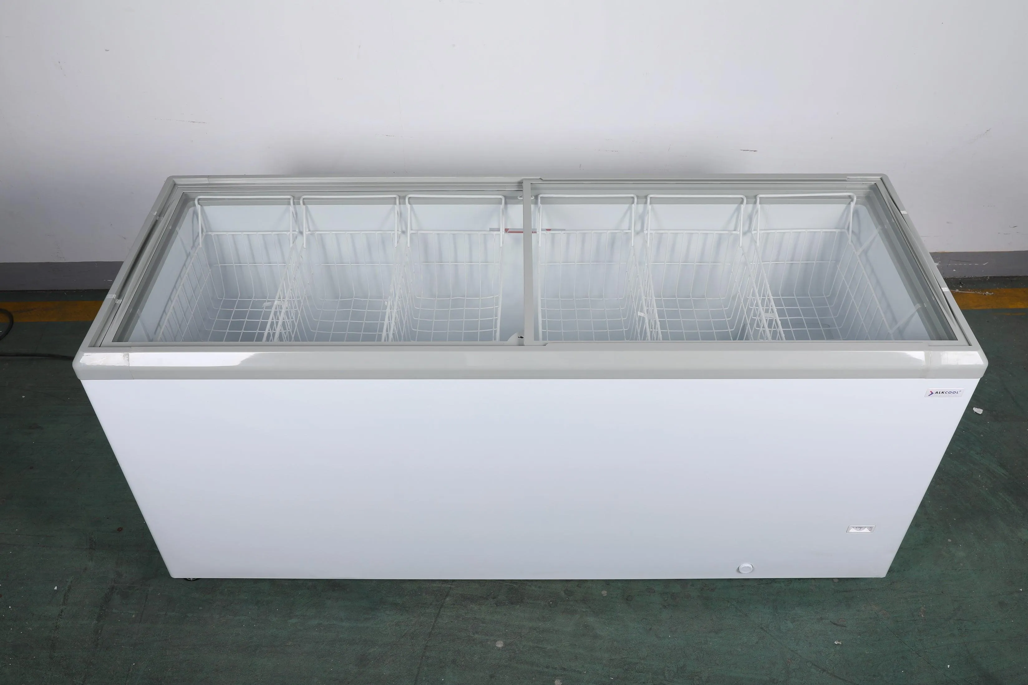 FDF23CF 71'' Width Horizontal Display Island Freezer - Nafcool™ Commercial Freezer Icecream, frozen food, Ice bag and Gelato