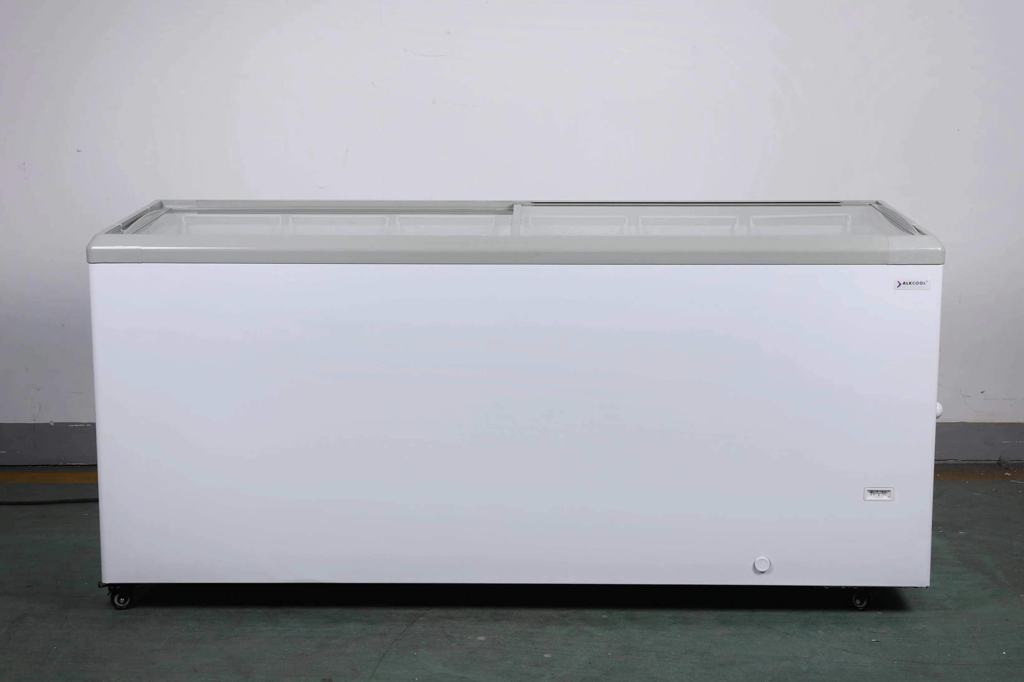 FDF23CF 71'' Width Horizontal Display Island Freezer - Nafcool™ Commercial Freezer Icecream, frozen food, Ice bag and Gelato