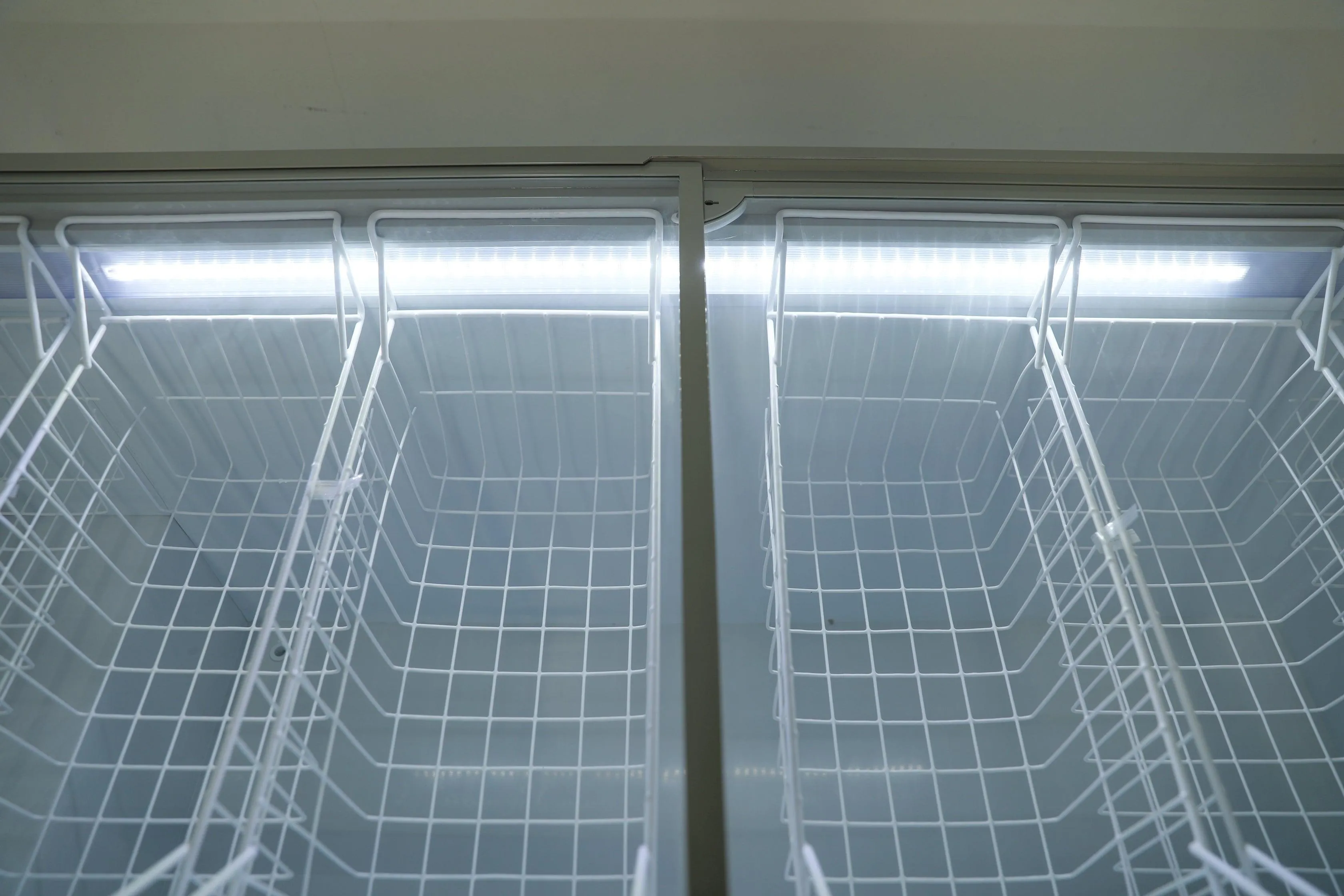 FDF23CF 71'' Width Horizontal Display Island Freezer - Nafcool™ Commercial Freezer Icecream, frozen food, Ice bag and Gelato