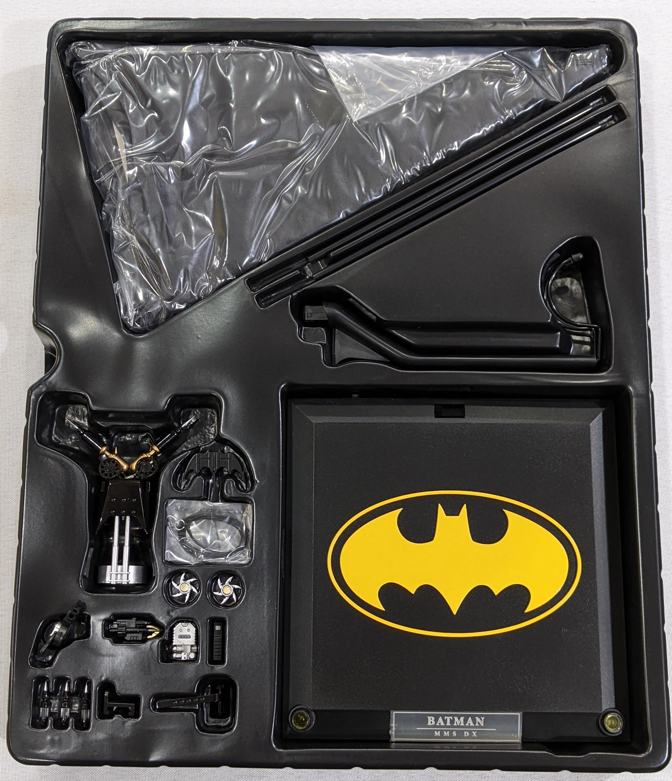 Hot Toys 1/6 1989 Batman Movie Masterpiece Sixth Scale Figure DX09 *Open Box*
