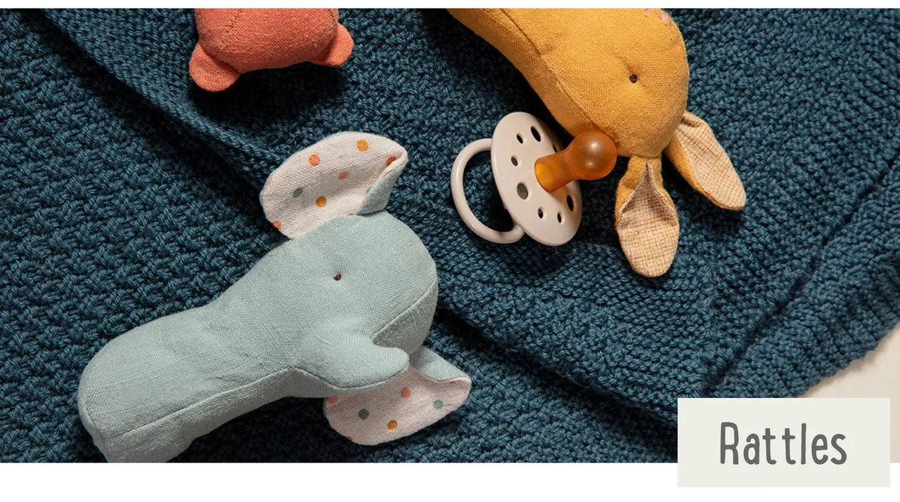 Lullaby Friend Rattle