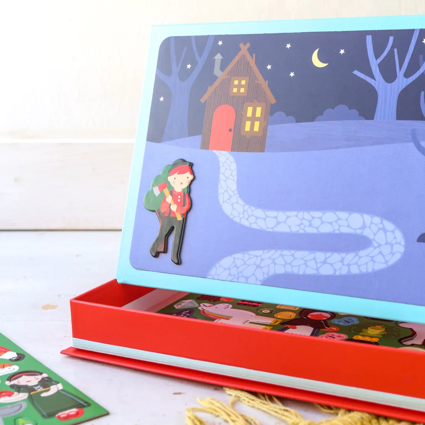 Story Time Magnetic Play Scene