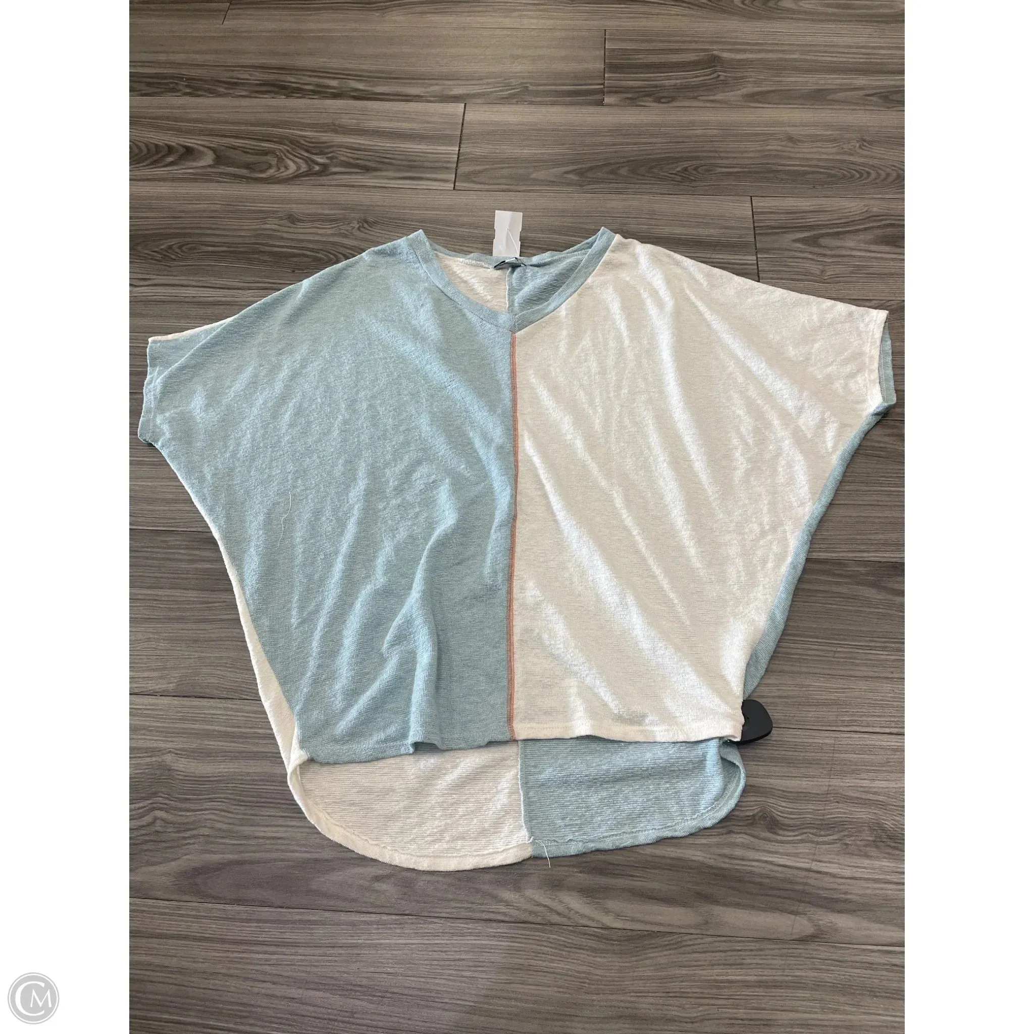 Top Short Sleeve By White Birch In Blue & Cream, Size: L