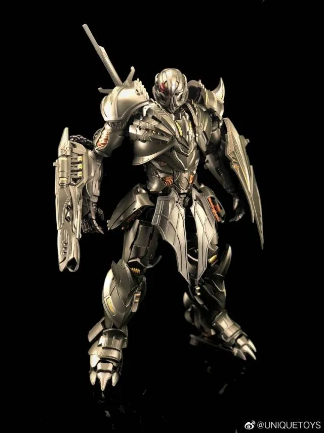 Unique Toys R-03 Dragoon Action Figure