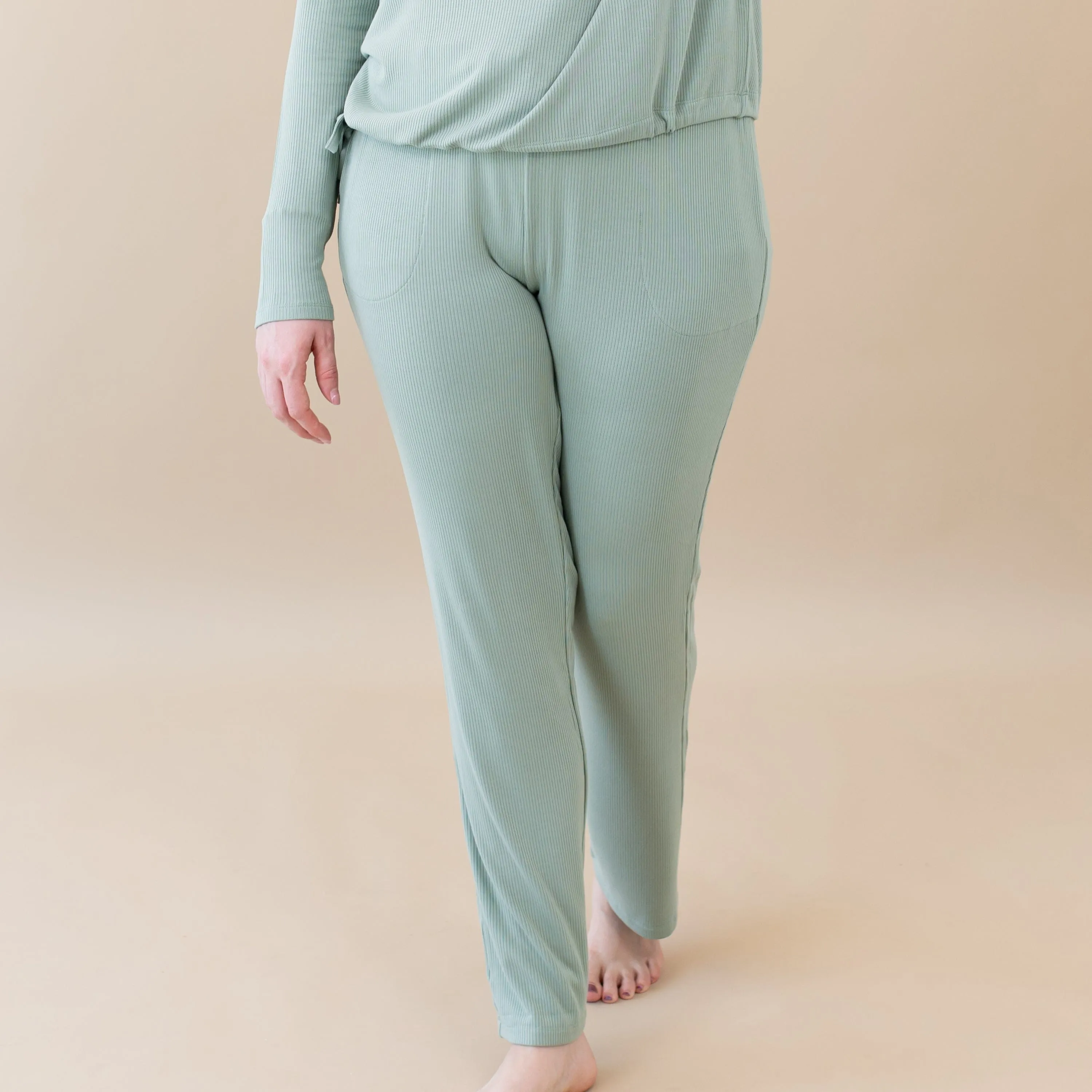 Women's Ribbed High Waisted Wide Leg Pant in Thyme